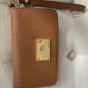 Michael Kors wristlet